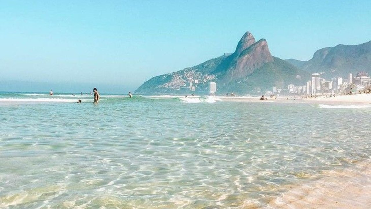 Falta de dinheiro ou até pavor de água: 1 a cada 10 brasileiros nunca foi à praia