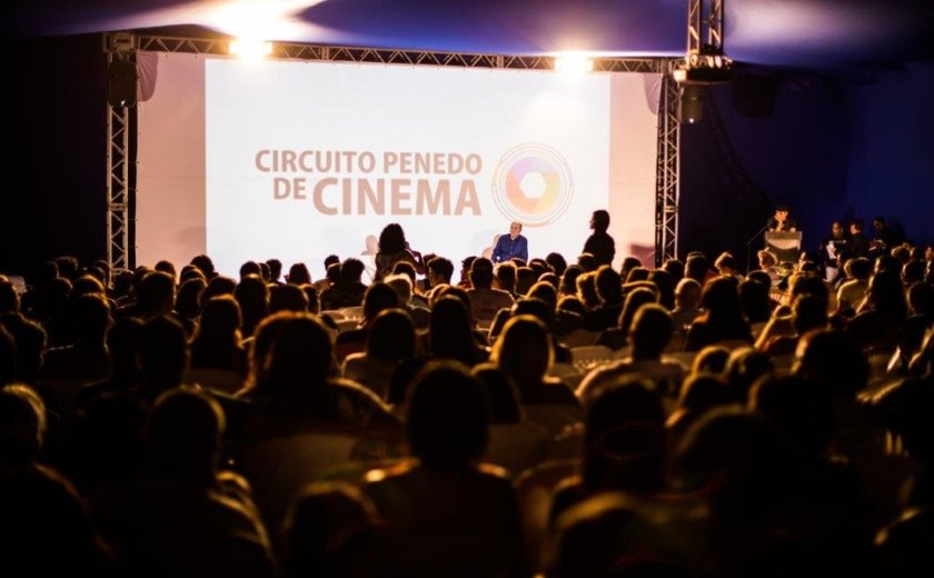 Penedo celebra 10 anos do maior evento de cinema de Alagoas