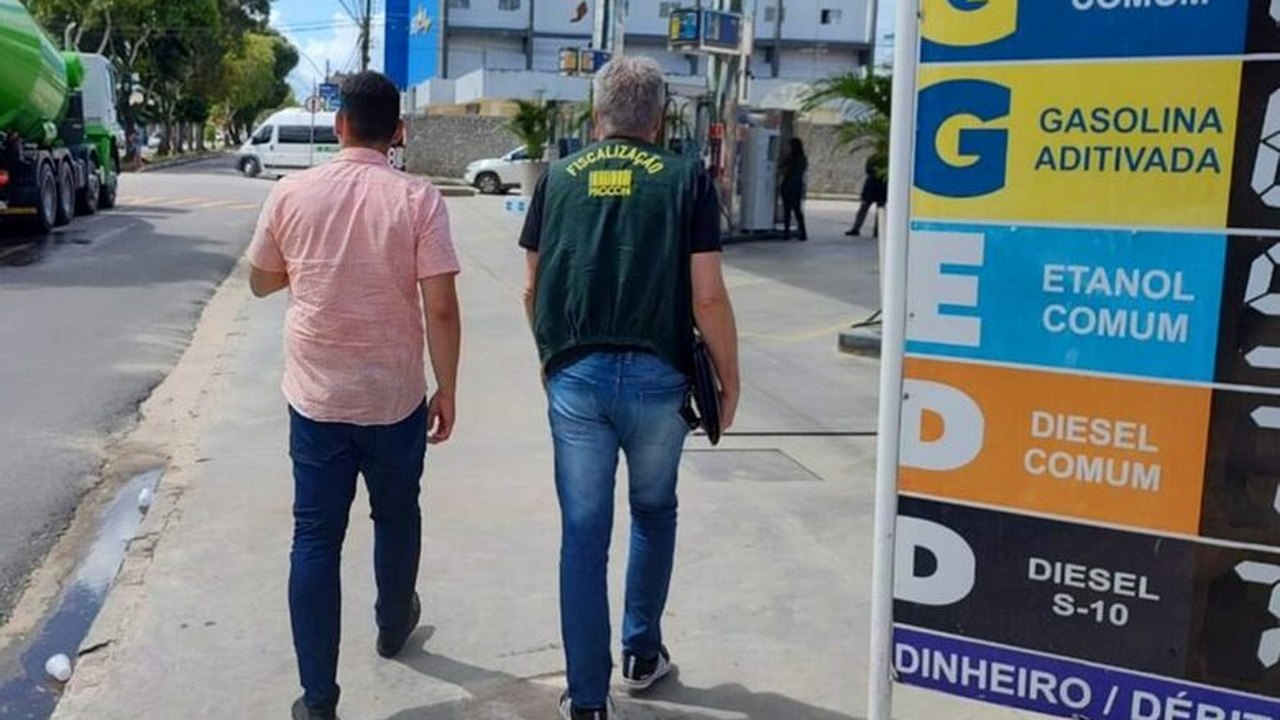 Procon Arapiraca intensifica fiscalizações nos postos de combustíveis após redução do ICMS