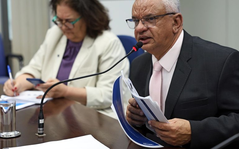 Brasil cria 232 mil vagas de empregos com carteira assinada em agosto