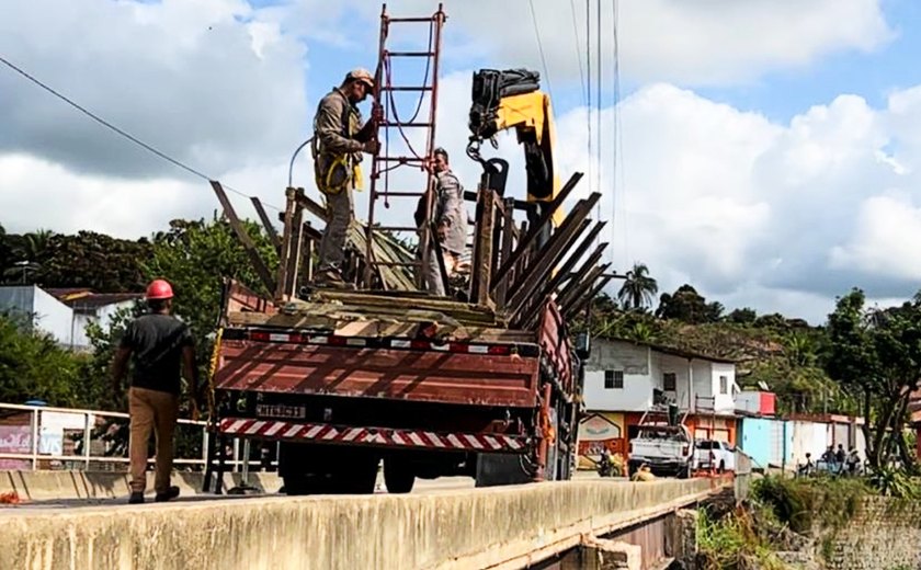 Ponte Nova em  Viçosa está sendo recuperada