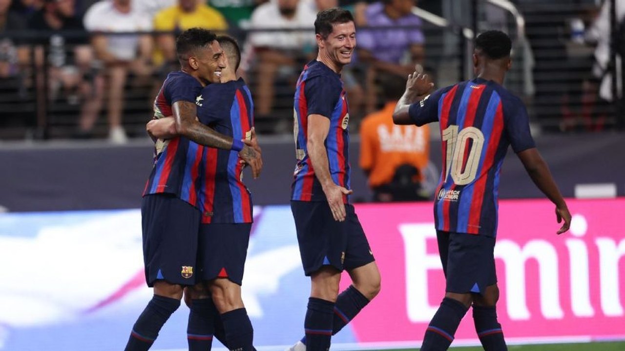 Lewandowski passa em branco e Barcelona só empata com Rayo na estreia do Espanhol
