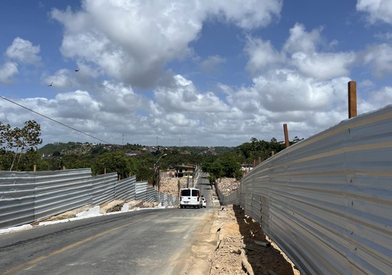 Defesa Civil libera via alternativa para fluxo de veículos no Pinheiro