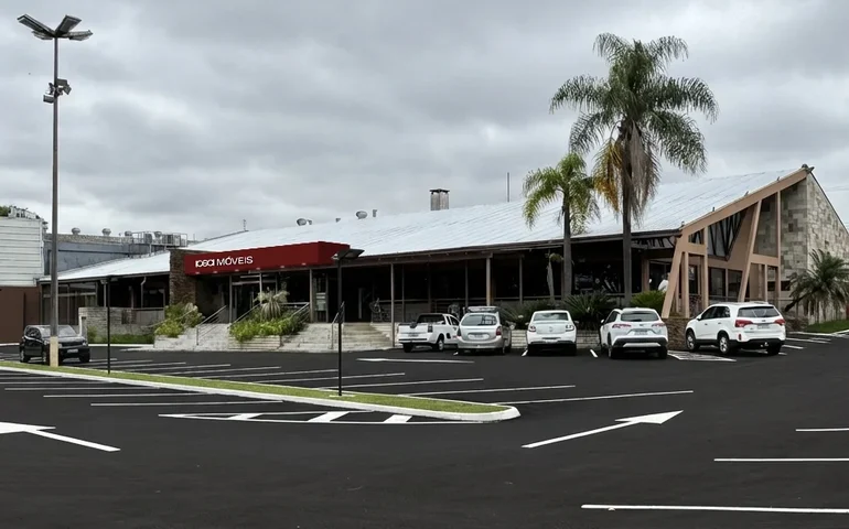 Rede paranaense investe R$ 1,5 milhão em megaloja de móveis em Curitiba