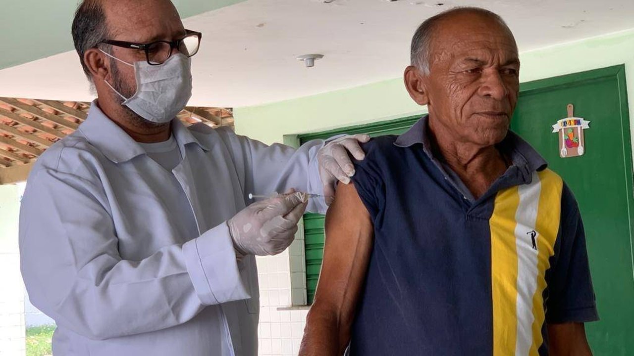 Arapiraca vacina mais de 60% dos idosos contra a gripe e ultrapassa a média nacional