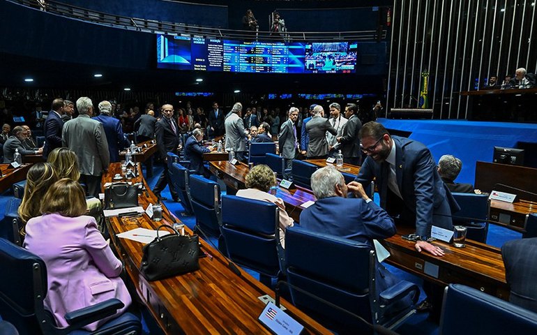 Senado confirma Edvaldo Nilo de Almeida para o CNMP