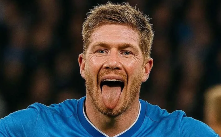 Após 19 títulos com o Manchester City, De Bruyne é oficializado pelo Napoli
