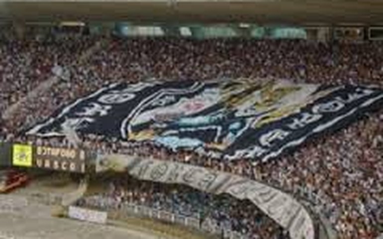 Torcida organizada é proibida de frequentar estádio