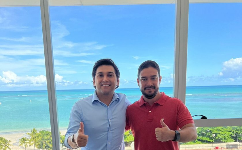 Rodrigo Valença se reúne com representante da juventude política de Penedo