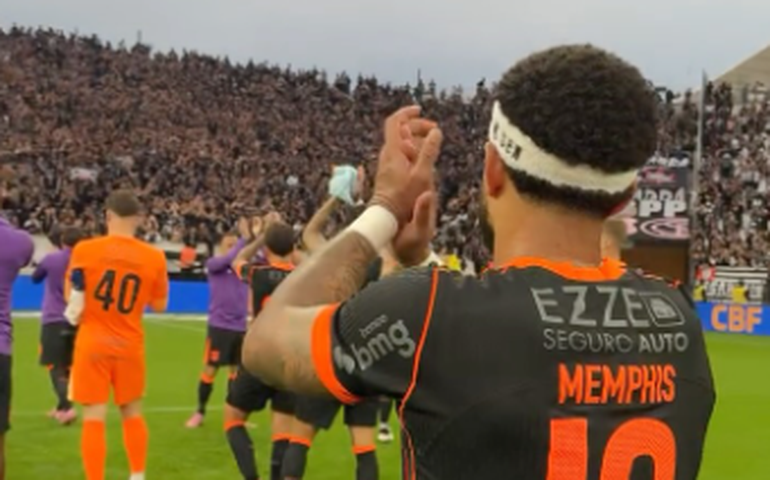 Memphis desencanta, encerra jejum e ajuda Corinthians a derrotar o Grêmio pelo Brasileirão