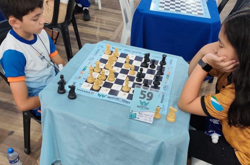 Prefeitura de Maceió apoia estudante do município que representa Alagoas em torneio de xadrez