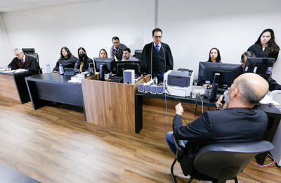 Justiça conduz júri popular do acusado de matar o menino Kauã
