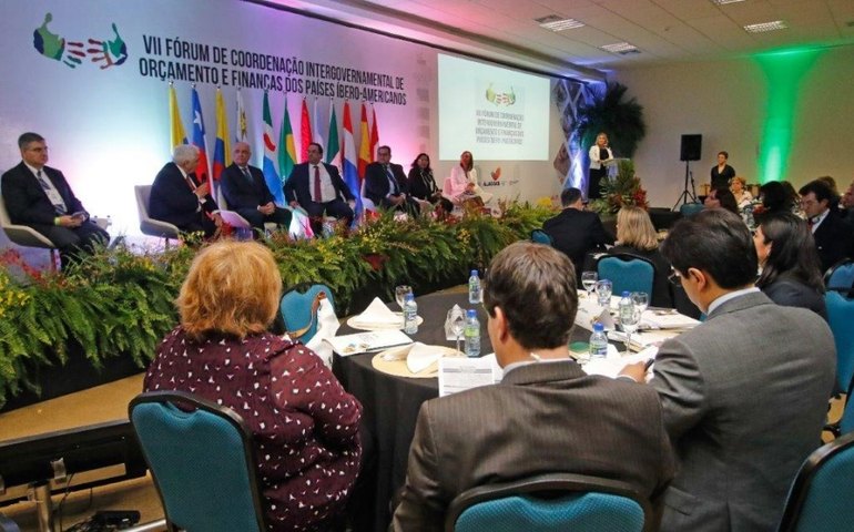 Em Maceió, Fórum de Finanças coloca Alagoas no contexto internacional da área
