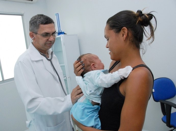 Médicos participam de atualização para pacientes com arboviroses