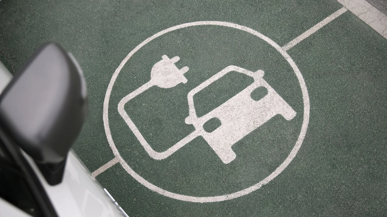Frota de carros elétricos cresce 300% em Alagoas em dois anos