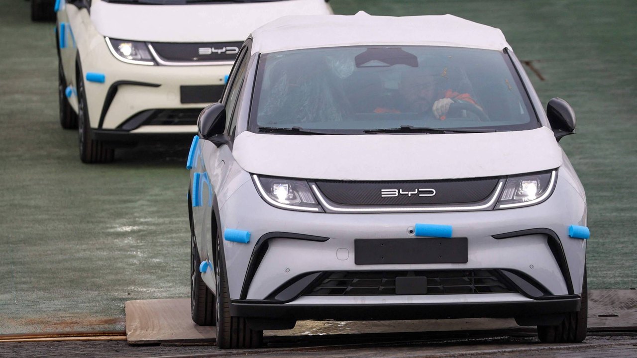 China: vendas de veículos elétricos sobem com demanda externa e compensam fraqueza doméstica