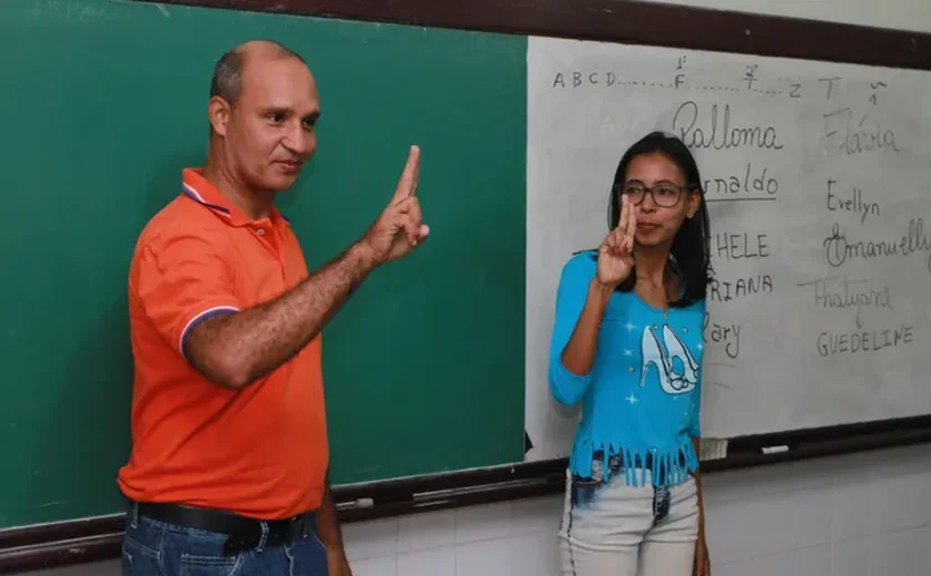 Governo de Alagoas abre inscrições para curso gratuito de Libras; mais de 200 vagas