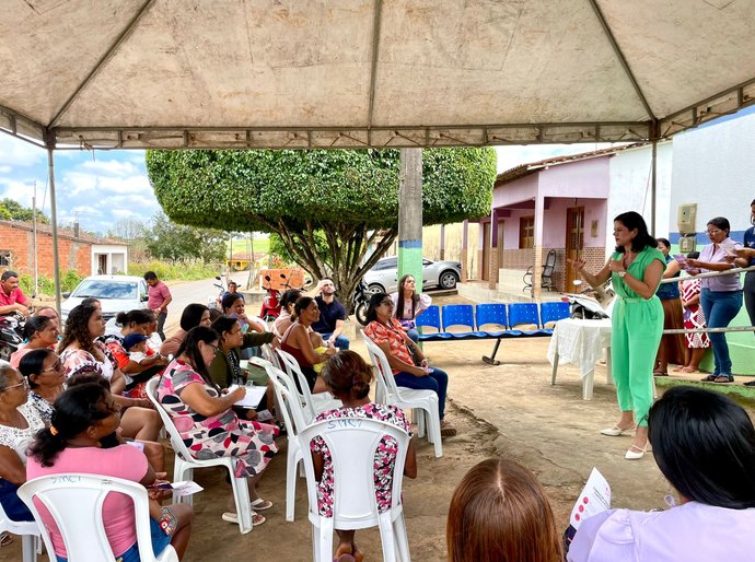 Limoeiro de Anadia promove ação do Agosto Lilás com usuários de UBS da zona rural
