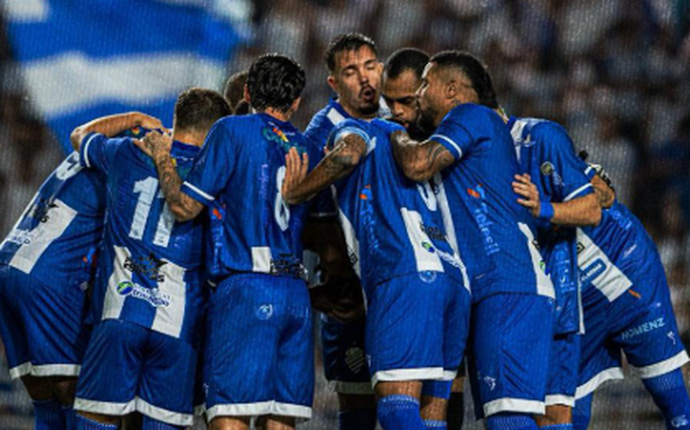 CSA enfrenta a Ponte Preta para entrar no G-8 da competição