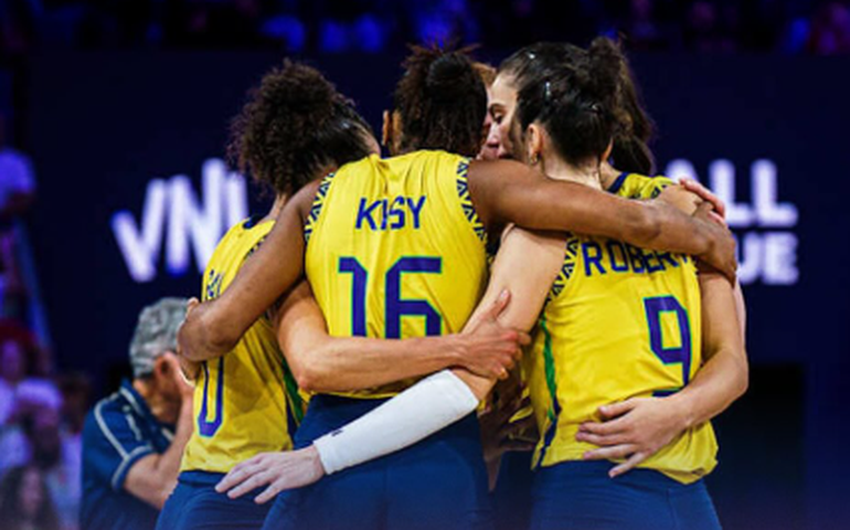 Brasil sai na frente, mas leva virada da Itália na final da Liga das Nações feminina de vôlei