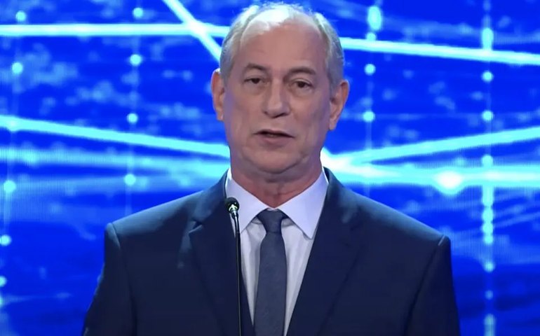Ciro: serei o presidente da educação e que cuidará do bolso da família pobre