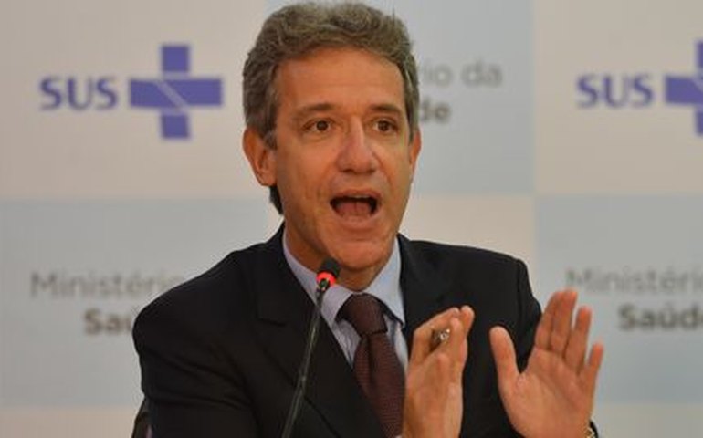 Segundo exame descarta suspeita de ebola no Brasil