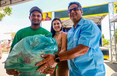 Prefeitura prepara cemitérios para visitas de milhares de arapiraquenses