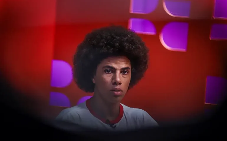 Relator de investigação sobre briga de Renato Freitas já se envolveu em confusão com o deputado