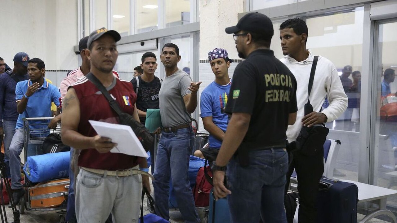 Brasil bate recorde no número de refugiados reconhecidos; pedidos de venezuelanos lideram