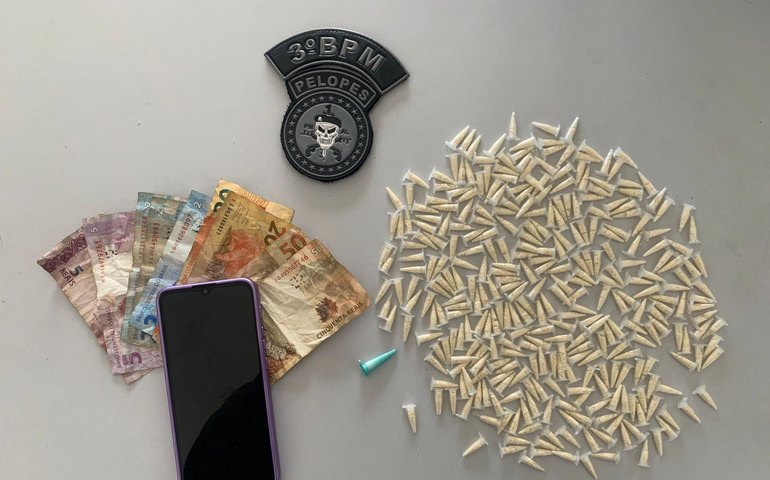 3º Batalhão da PM prende indivíduo por tráfico de drogas, em Coité do Nóia