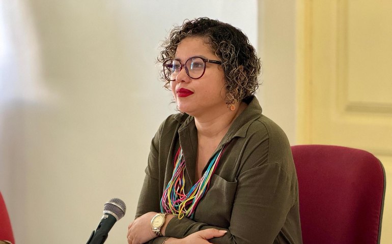 Reunião virtual orienta bibliotecas públicas e comunitárias sobre o 12º Concurso de Ajudas do Iberbibliotecas