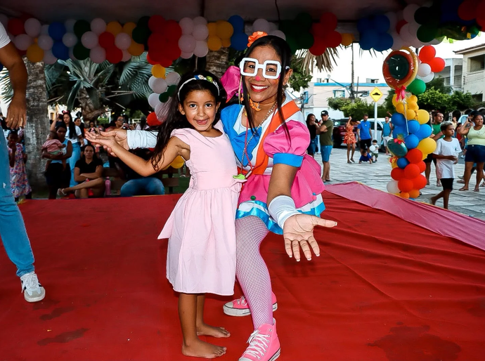 Sorrisos e brincadeiras marcam celebração do mês das crianças em Pão de Açúcar