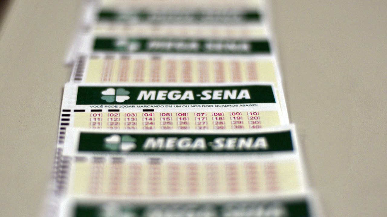 Mega-Sena sorteia prêmio acumulado em R$ 170 milhões neste domingo
