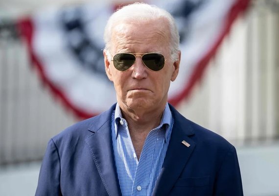 De férias na praia, Biden evita comentar sobre novas acusações contra Trump