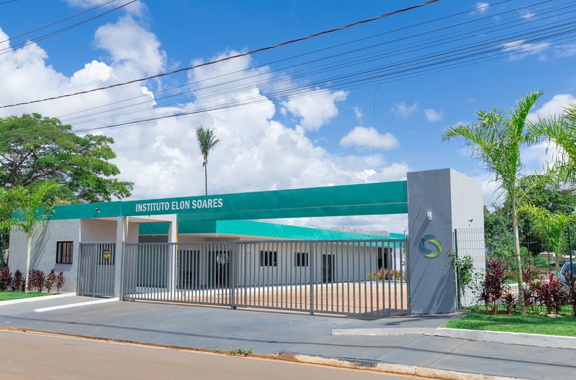 Jovem autista supera dificuldades e encontra oportunidade de crescimento na construção civil