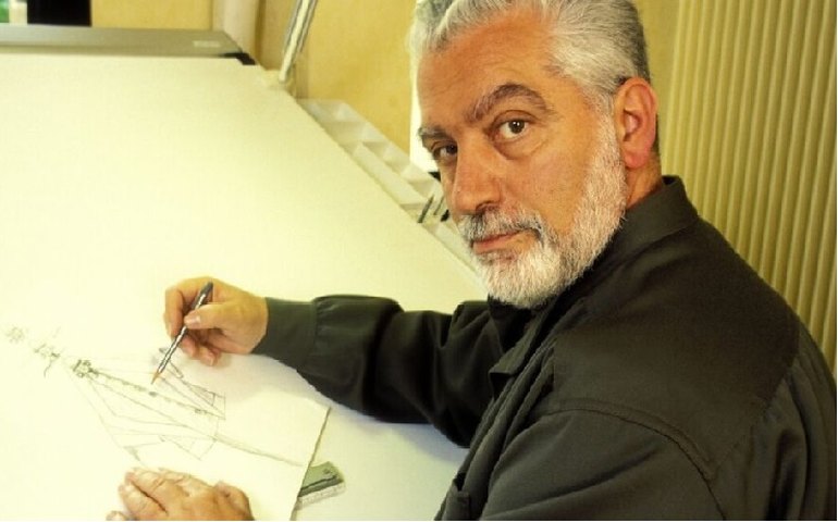 Morre o estilista Paco Rabanne aos 88 anos