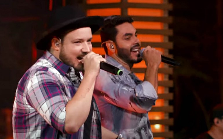 De Israel e Rodolffo, clipe de ‘Batom de Cereja’ ultrapassa 100 milhões de views