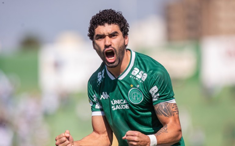 Guarani pode ter dois retornos contra o Criciúma, mas aguarda avaliação de Derek e Régis