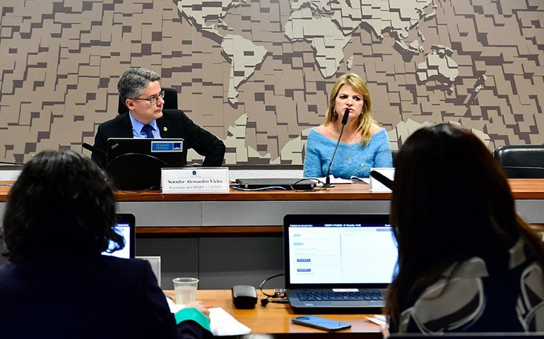 Comissão mista retoma na terça votação de MP sobre obras nas escolas