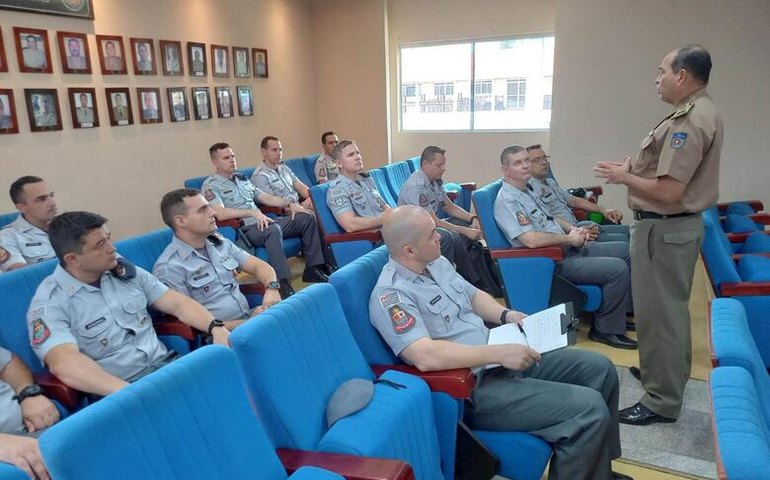 PMAL recebe comitiva da Polícia Militar de São Paulo para visita de estudos