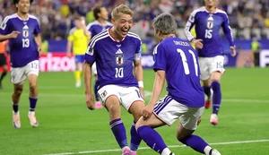 Japão empatou em 1 x 1 com a Suécia nessa quinta (25/6), ficou na 2ª colocação do Grupo F e enfrentará a Seleção Brasileira no mata-mata - Foto: Getty Images