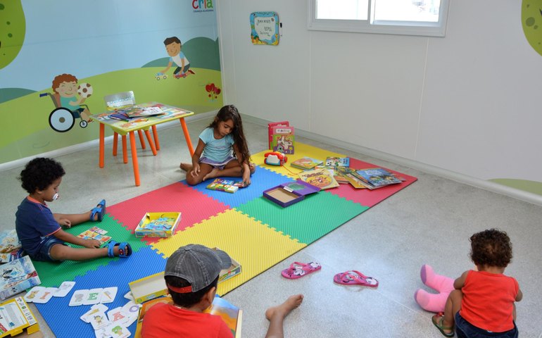 Especialista do Hospital da Criança orienta pais sobre brinquedos adequados para cada faixa etária