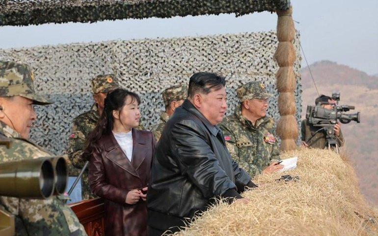 Kim Jong-un apela à prontidão para usar armas nucleares para defesa