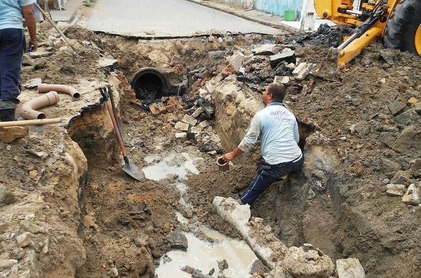 Secretaria de Infraestrutura de Pilar realiza trabalho de drenagem