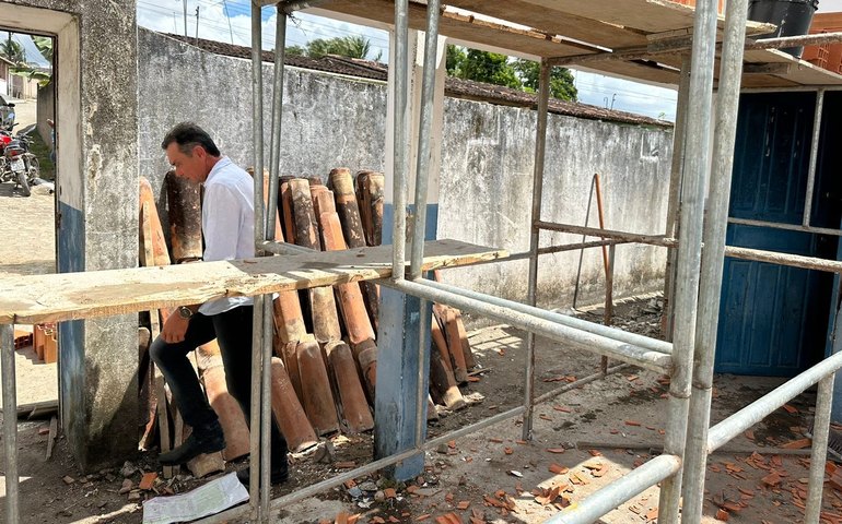 Prefeitura de Anadia realiza reestruturação de Unidade de Saúde em povoado