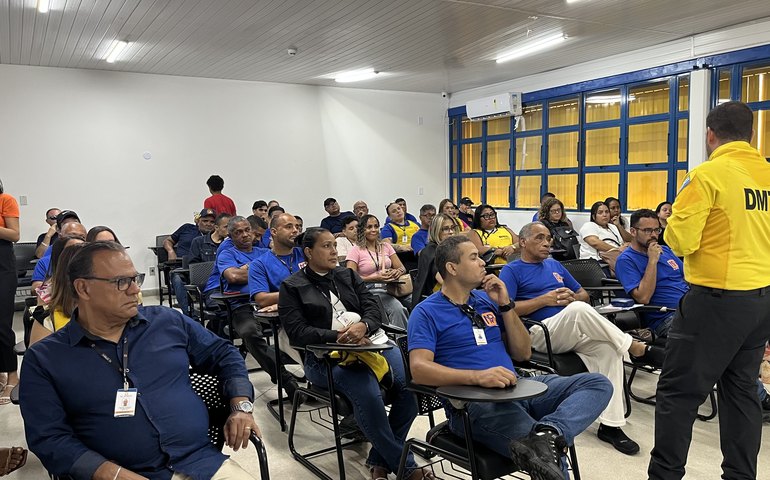 DMTT aborda assédio e importunação com profissionais do transporte escolar