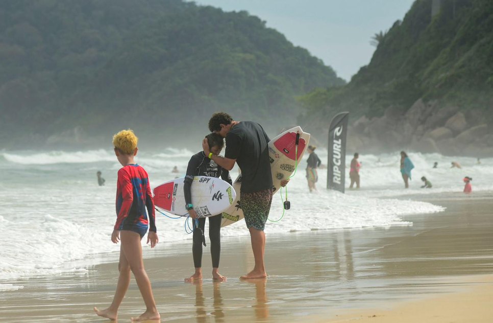 Jovem sergipano de 12 anos consegue destaque no Circuito Brasileiro de Surf / Foto: Foto: Acervo Pessoal/ Reprodução