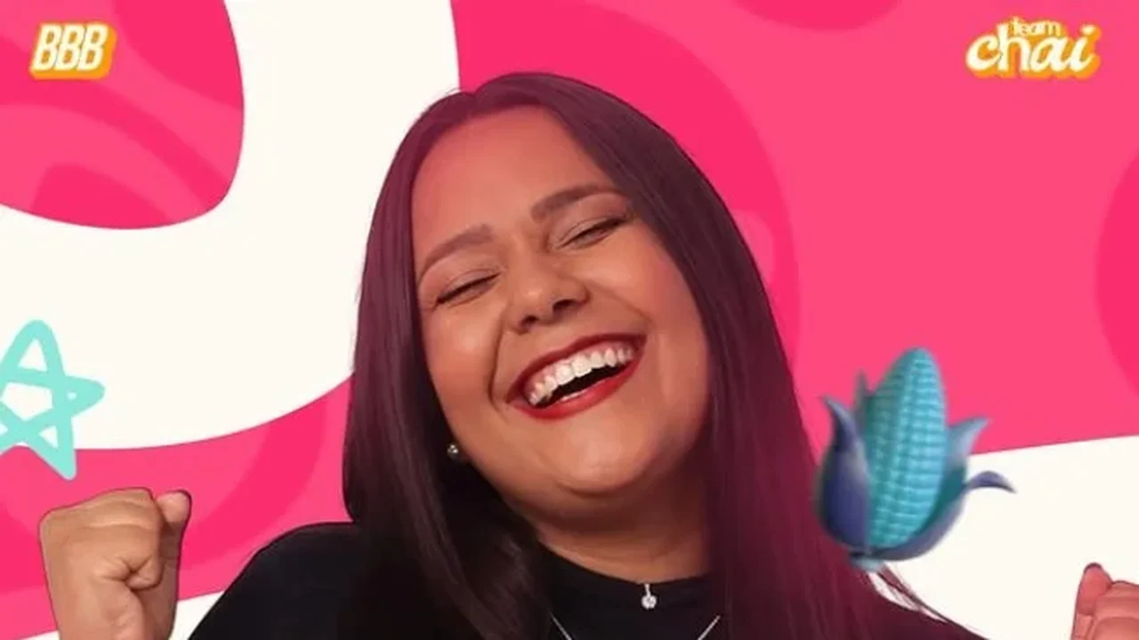 Chaiany confunde homenagem a Gilsinho com Péricles no desfile da Portela e cantor reage com bom humor