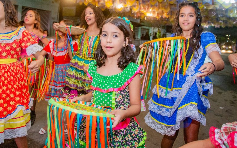 Arraiais comunitários ultrapassam as barreiras culturais e reacendem a chama da tradição arapiraquense