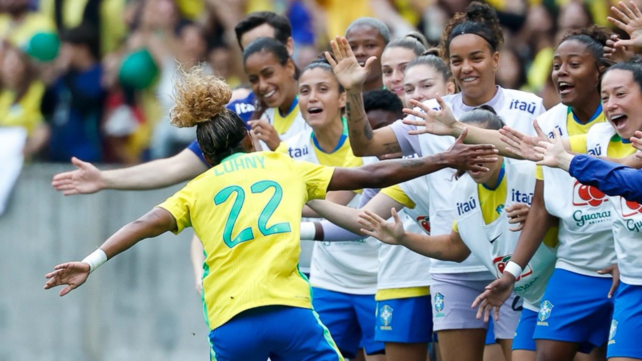 Seleção feminina vence Argentina por 3 a 1 no Beira-Rio